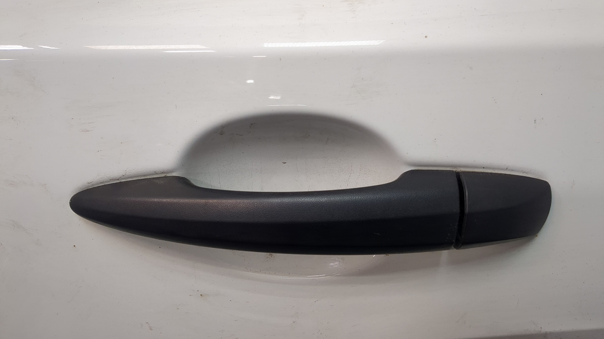 Дверь задняя левая