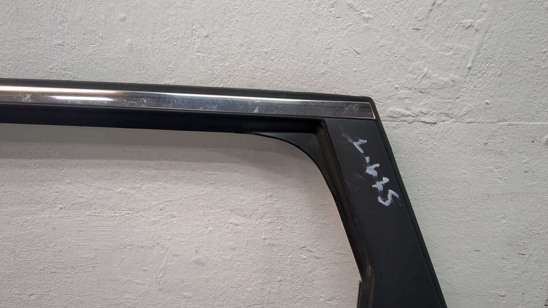 Дверь задняя левая