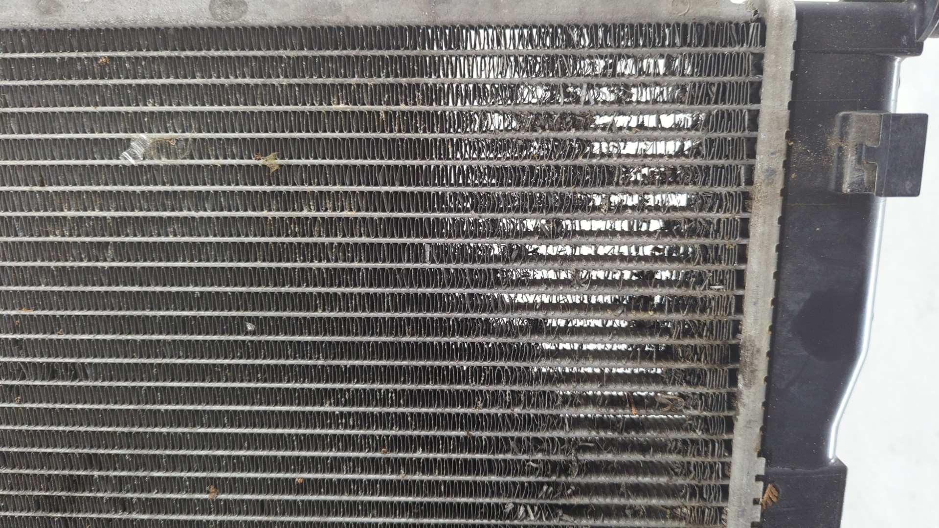 Радиатор охлаждения двигателя основной