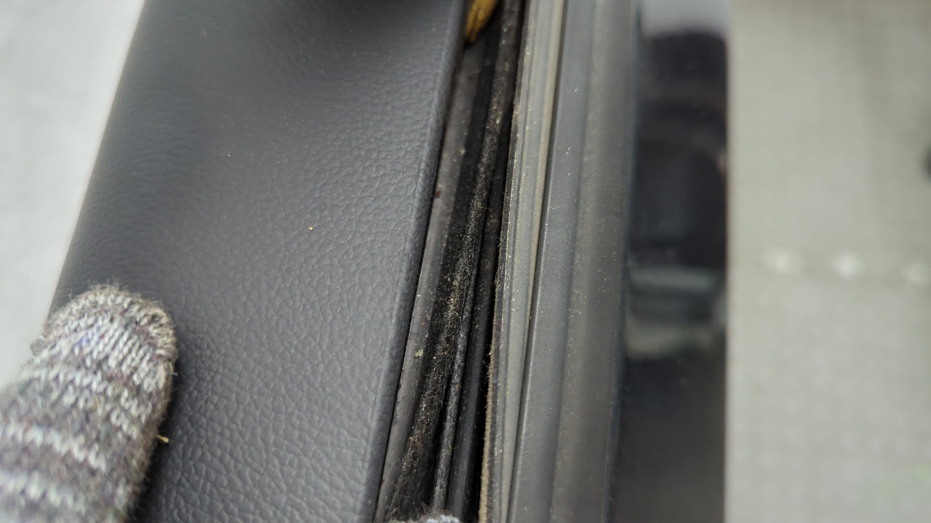 Дверь задняя правая