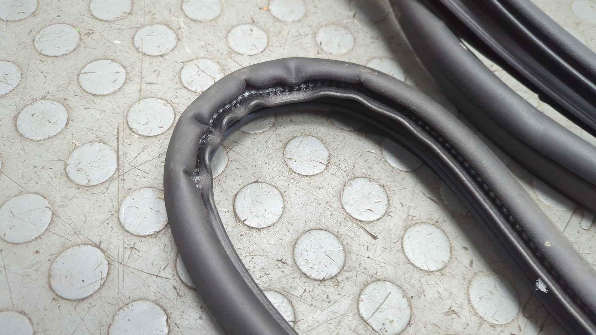 Уплотнитель