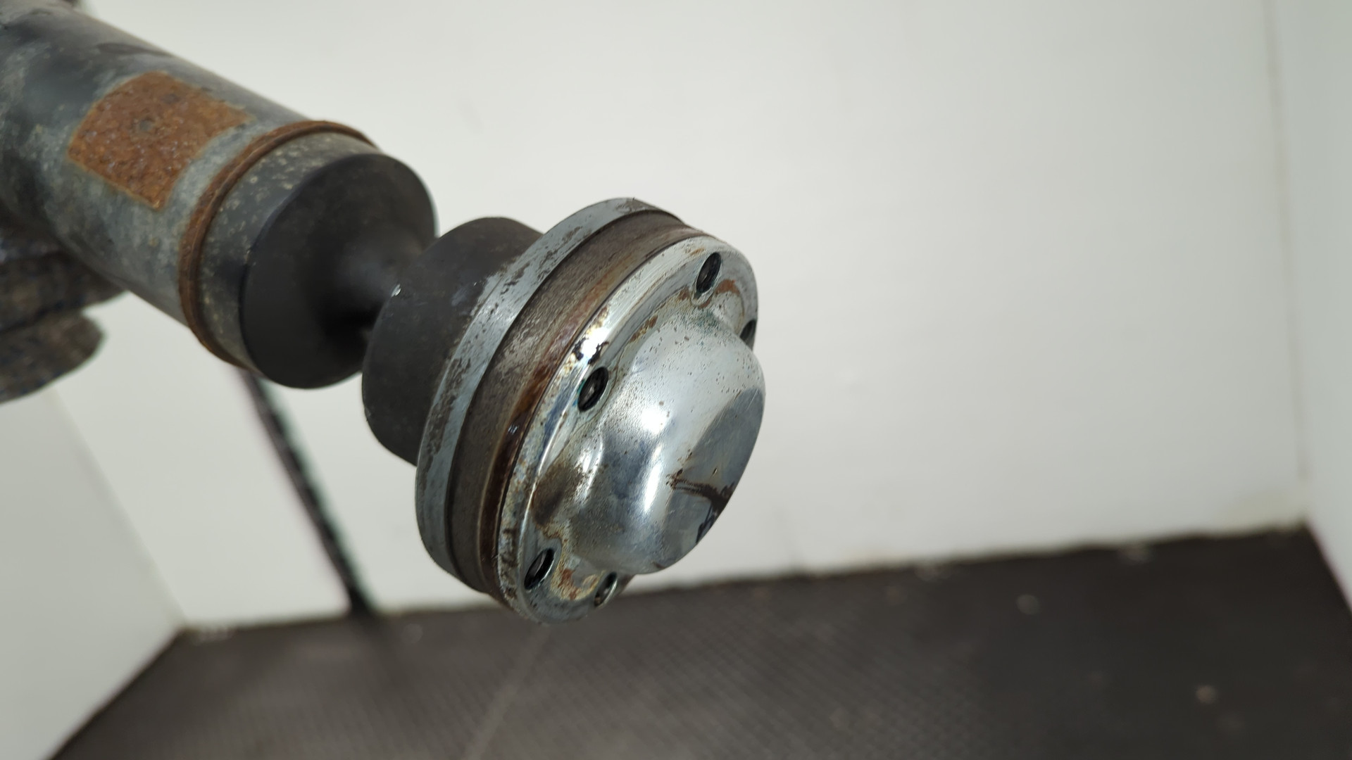 Вал карданный задний