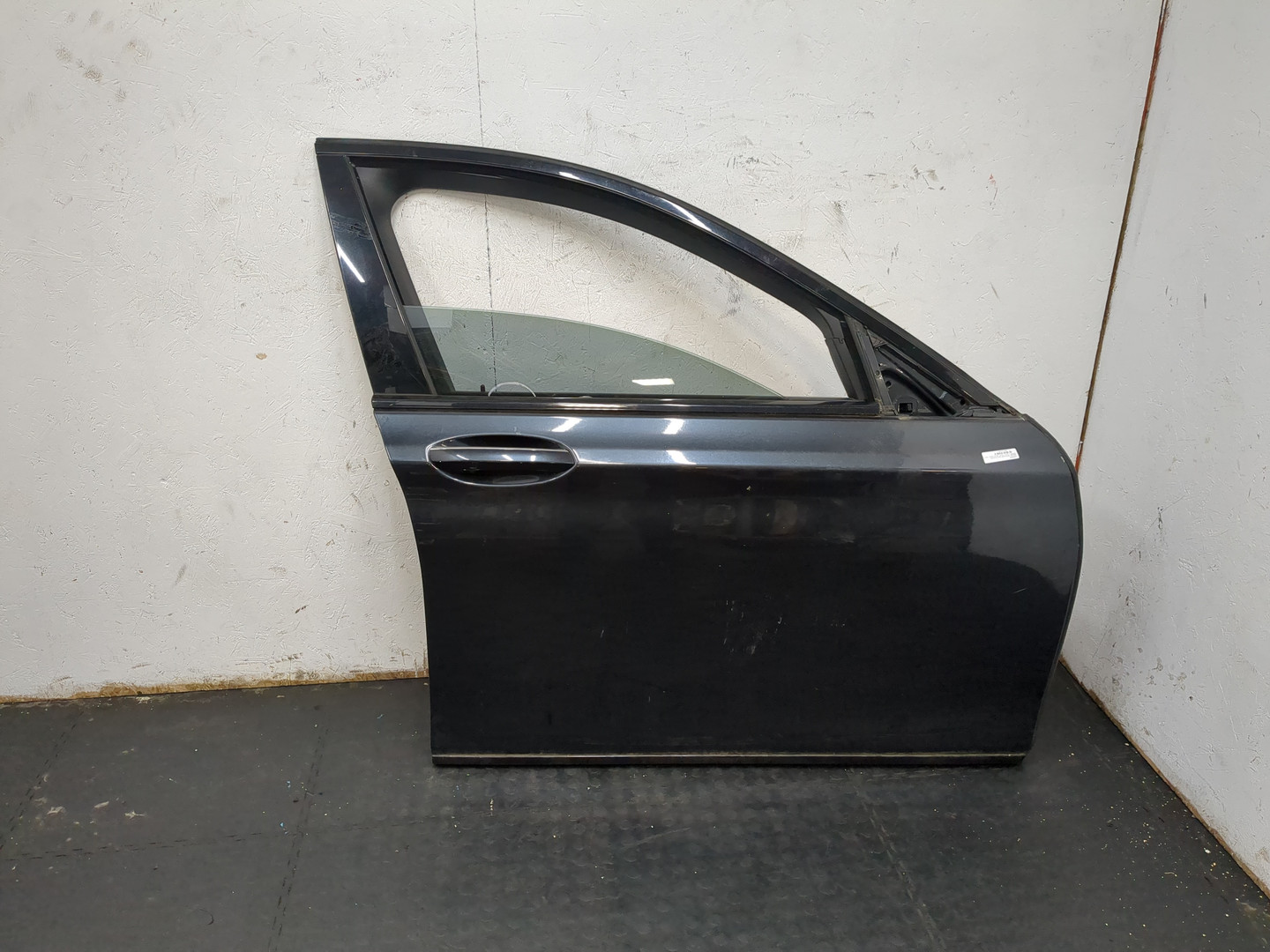 Дверь передняя правая