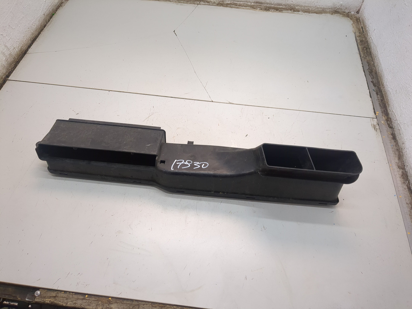 Воздухозаборник (внутри)