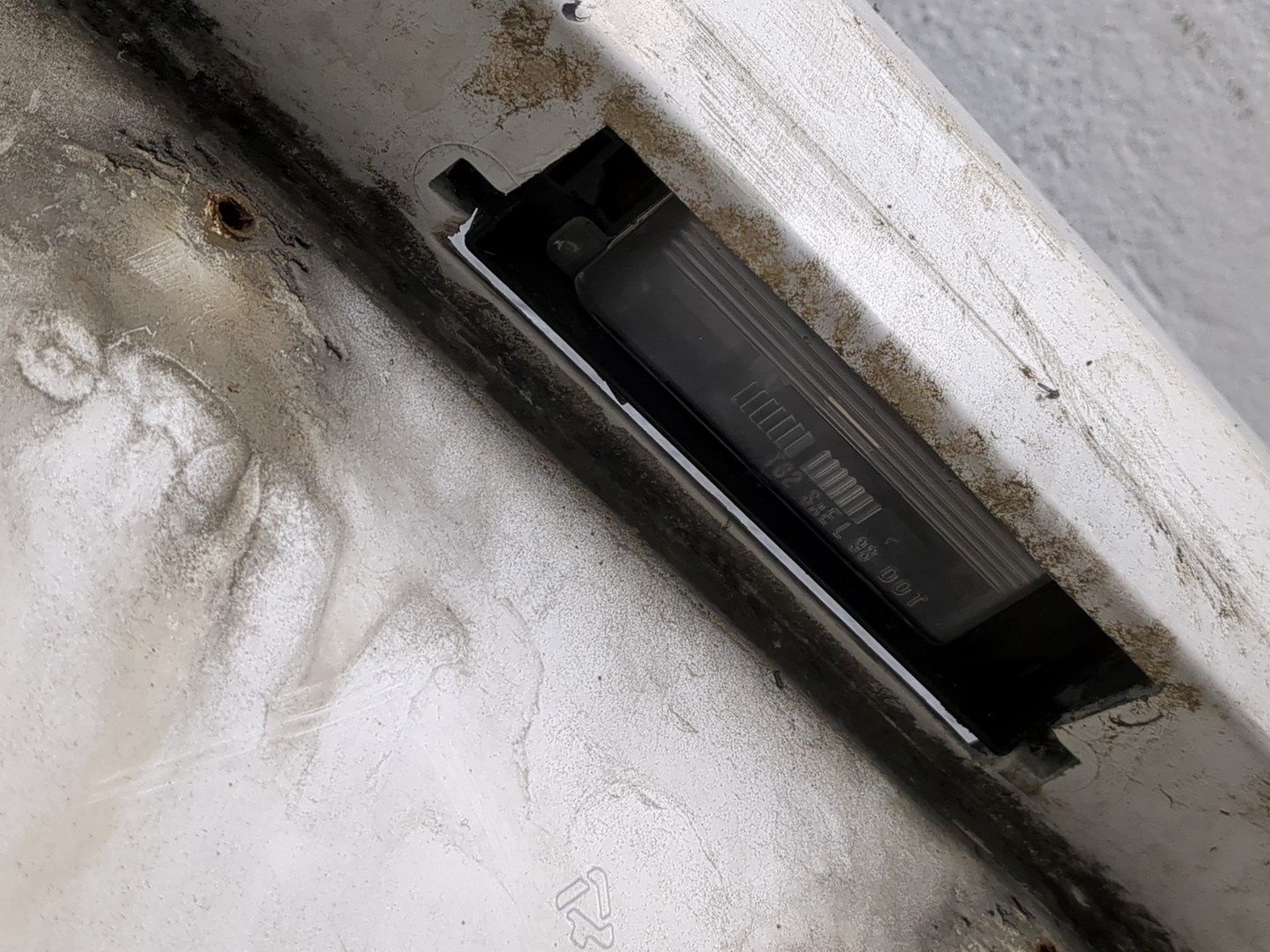 Бампер задний