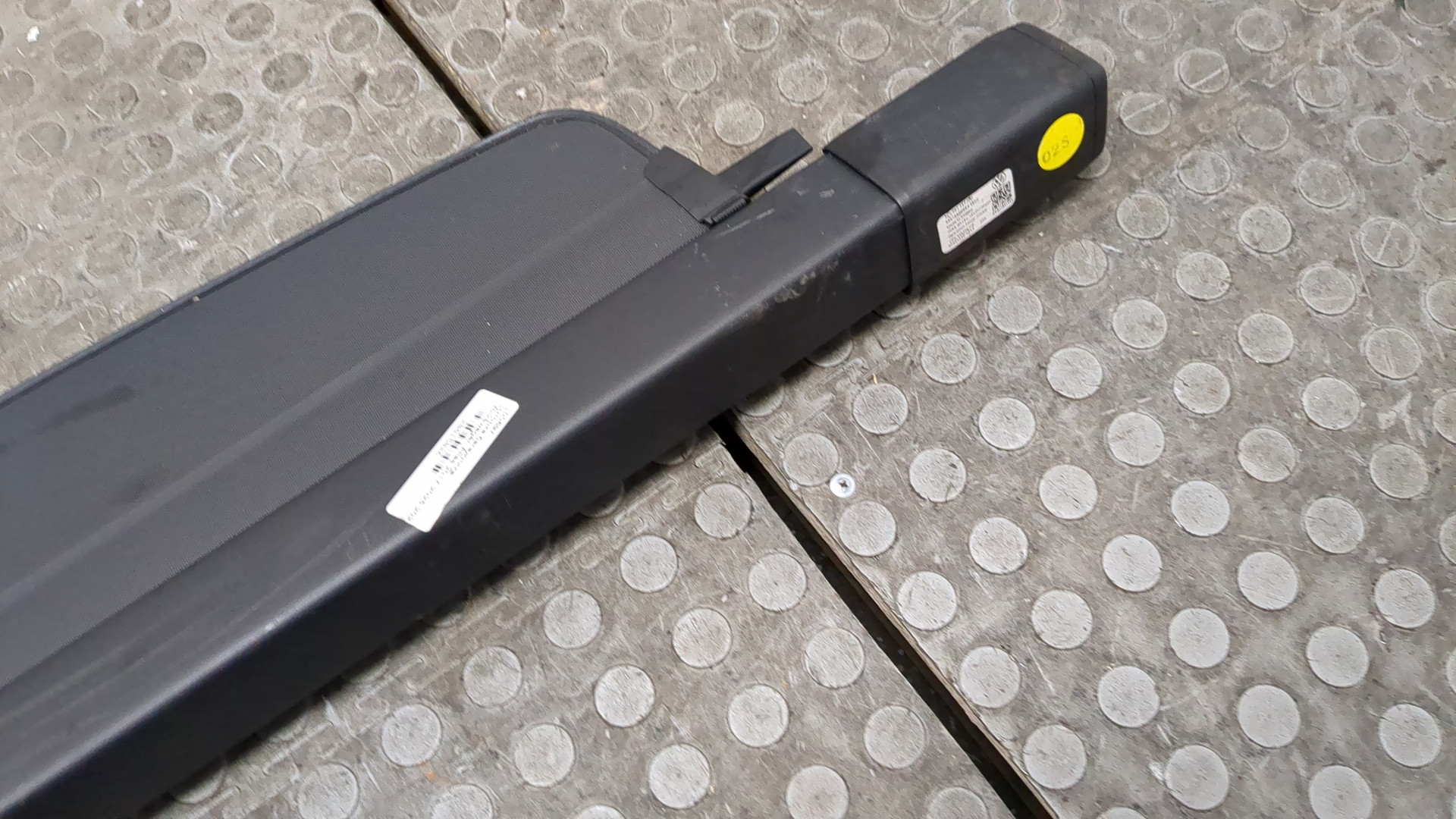 Шторка багажника