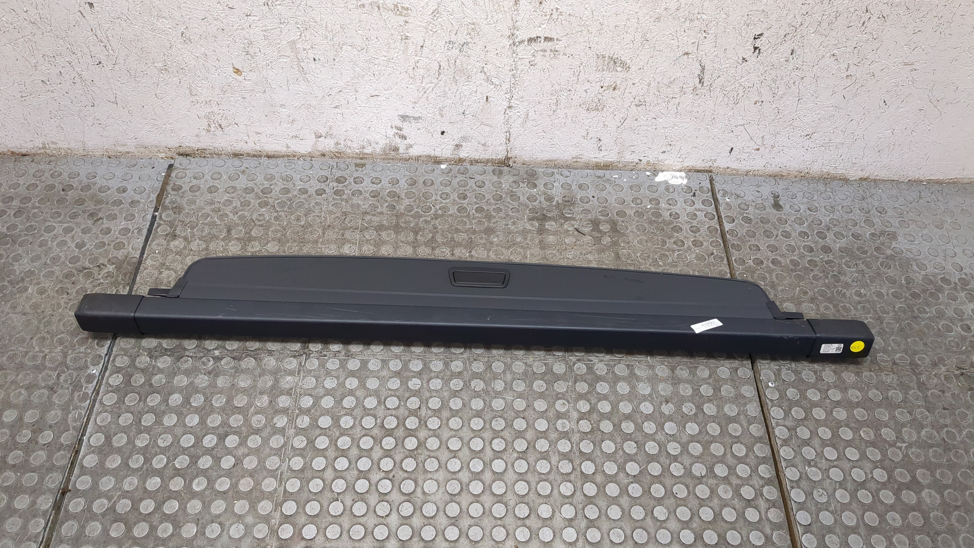 Шторка багажника