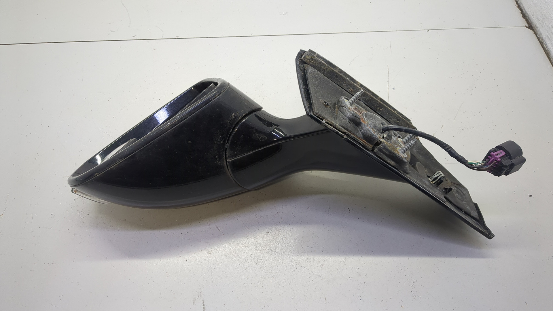 Зеркало левое электрическое