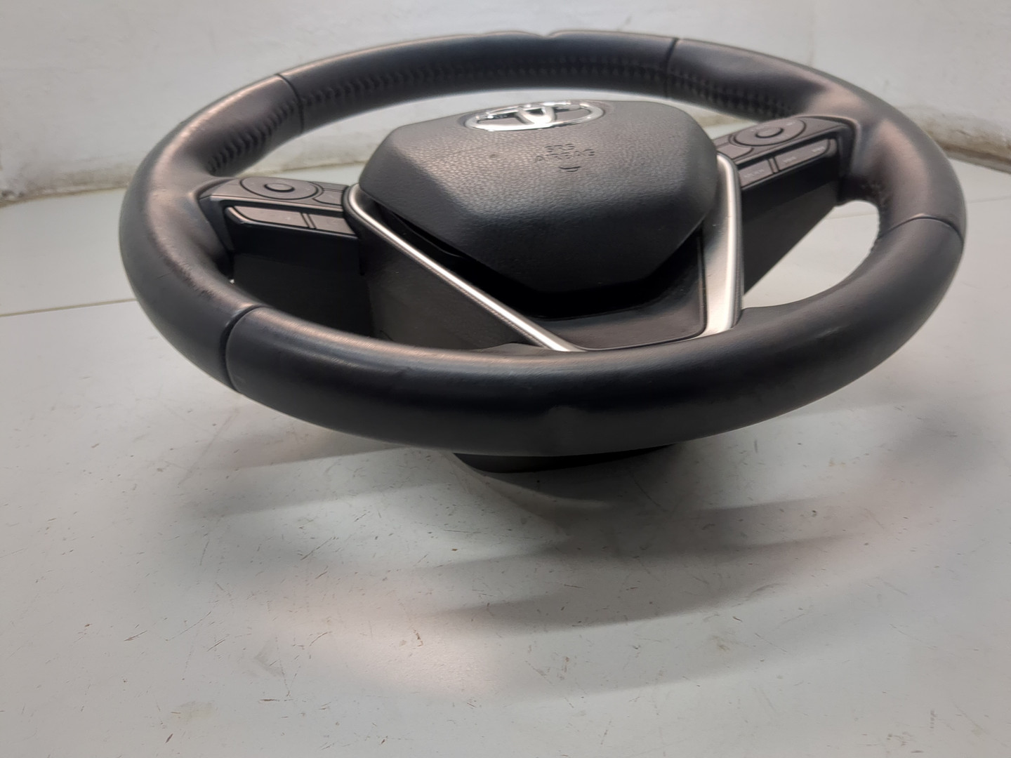 Рулевое колесо (руль)