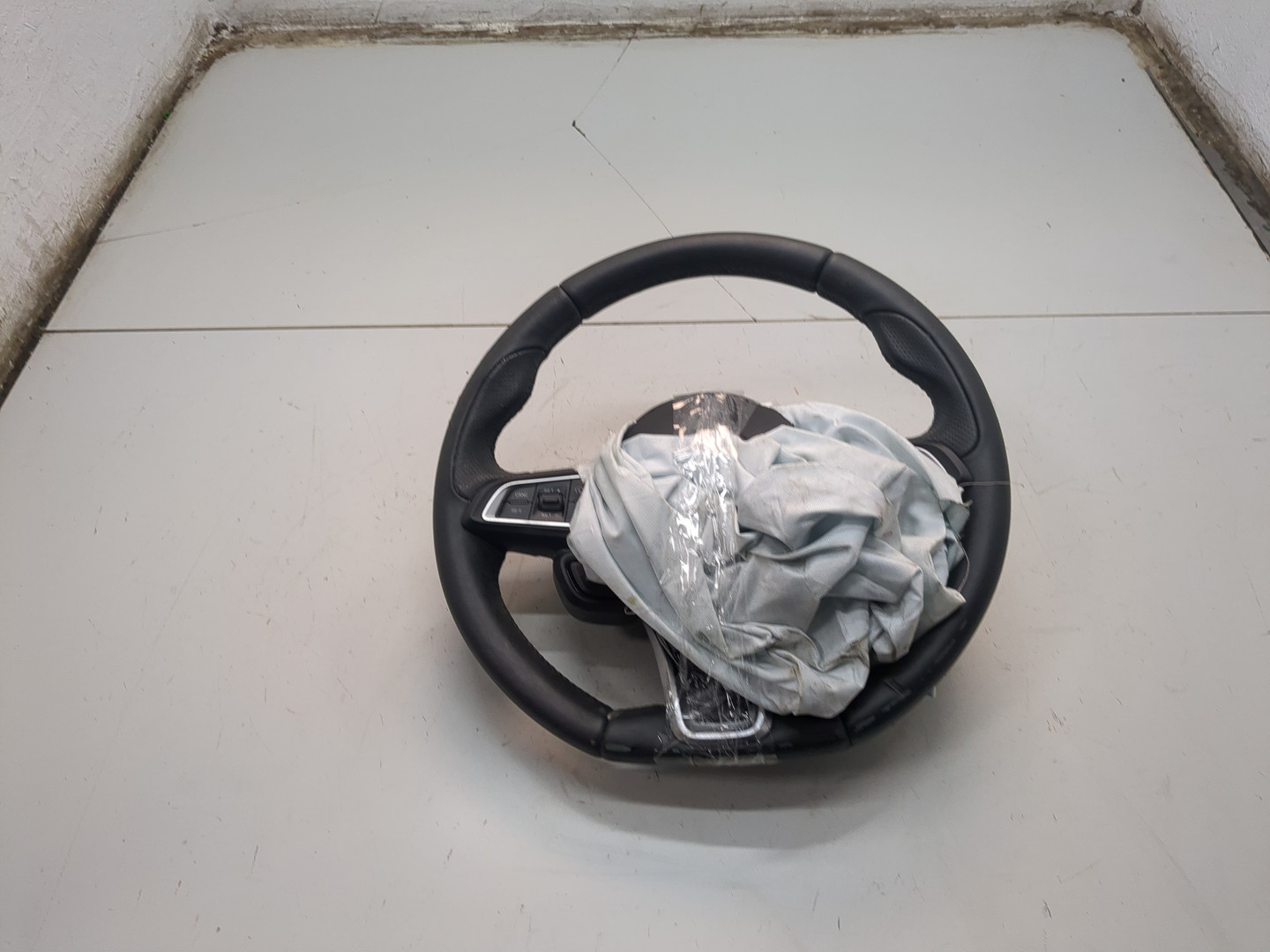 Рулевое колесо (руль)