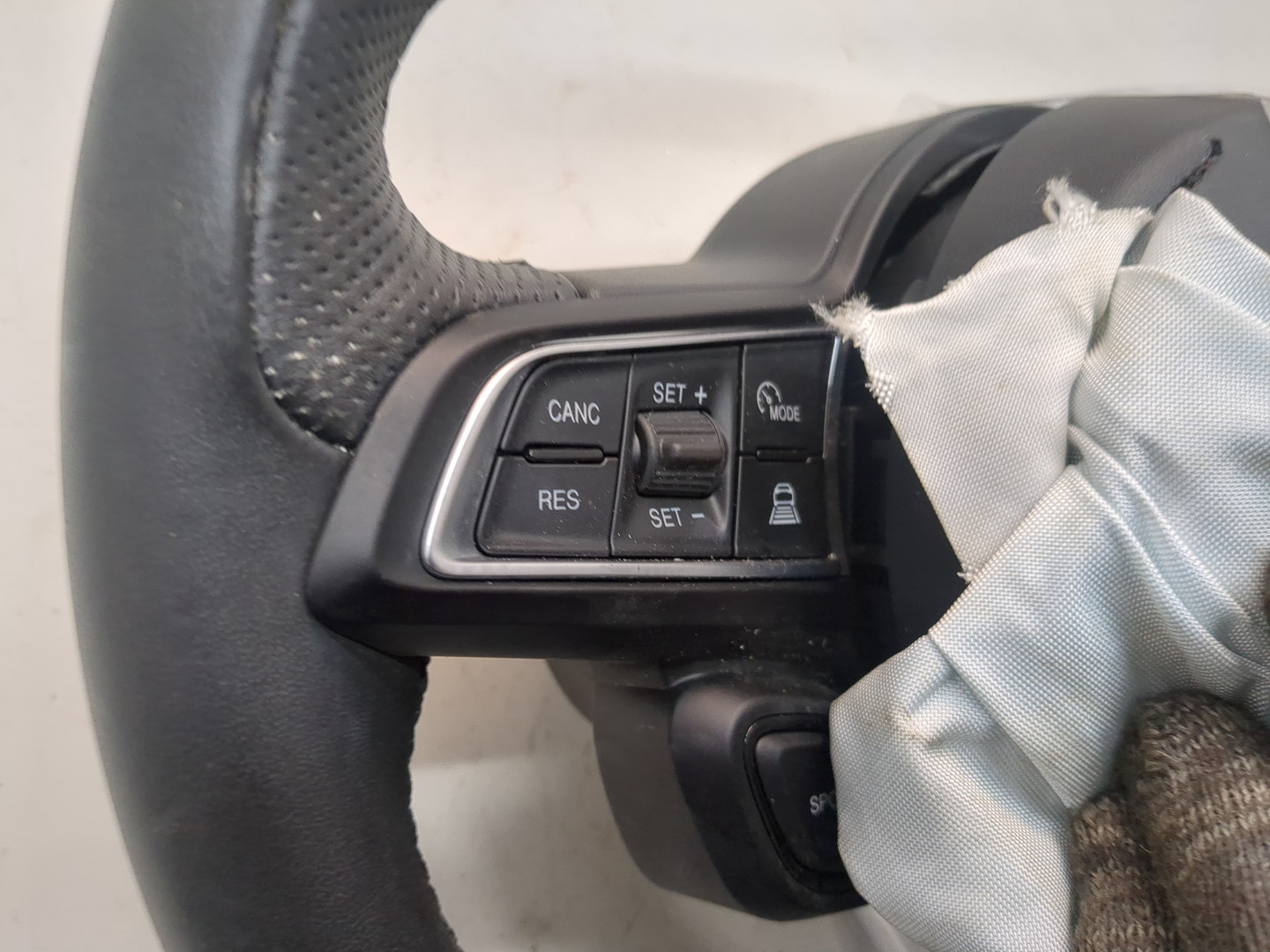 Рулевое колесо (руль)