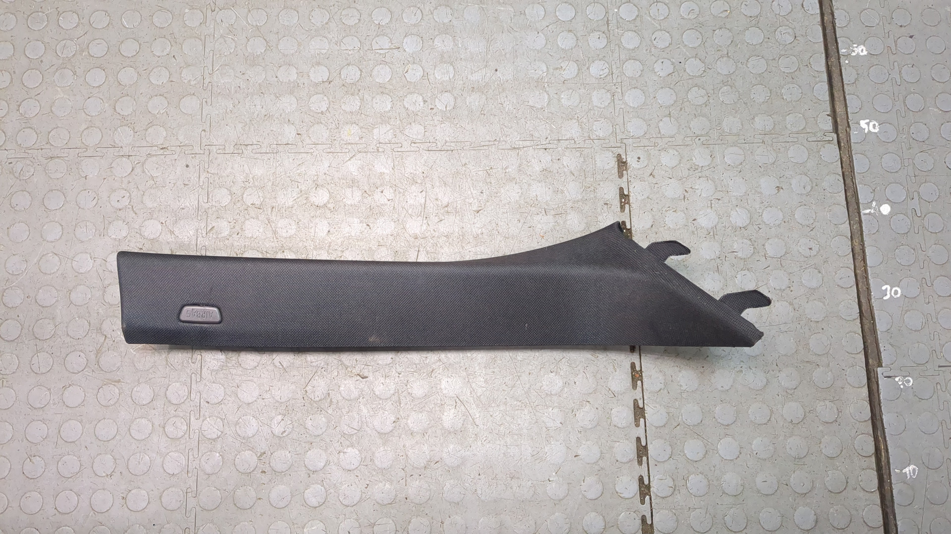 Обшивка стойки