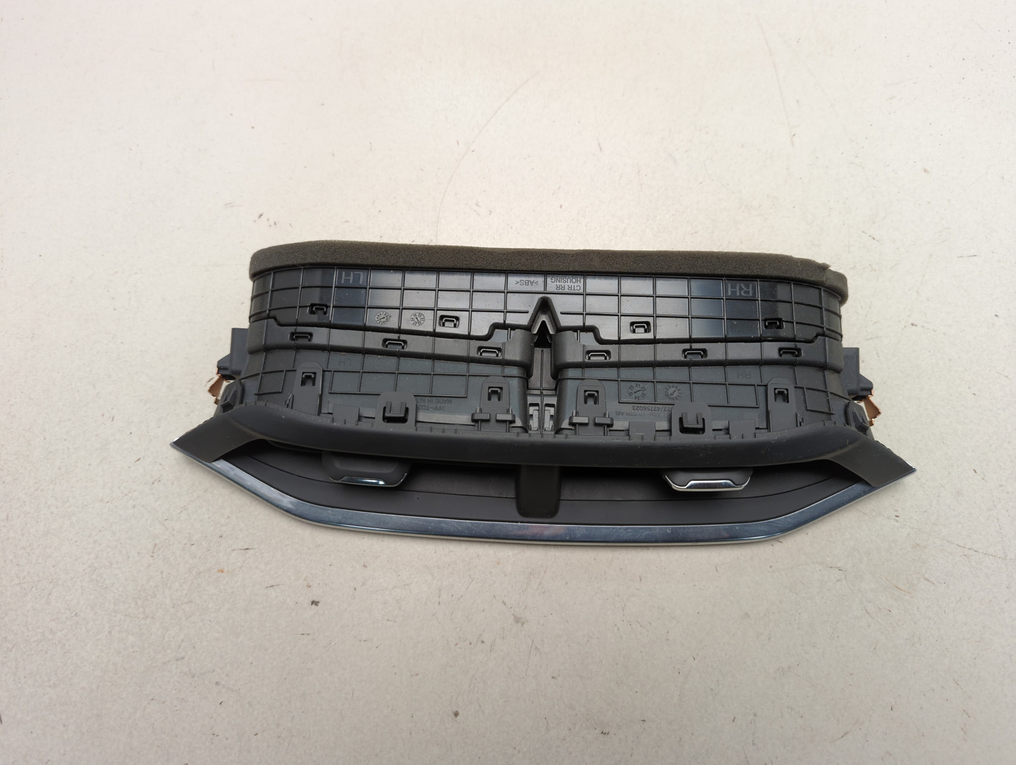 Дефлектор воздушный