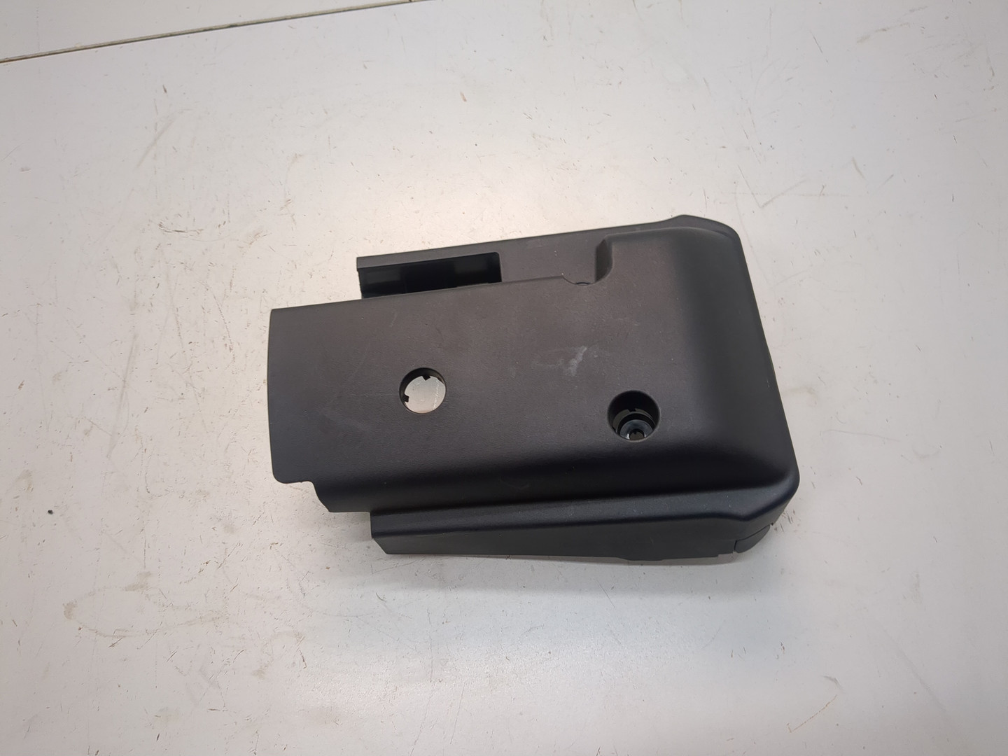 Кожух рулевой колонки