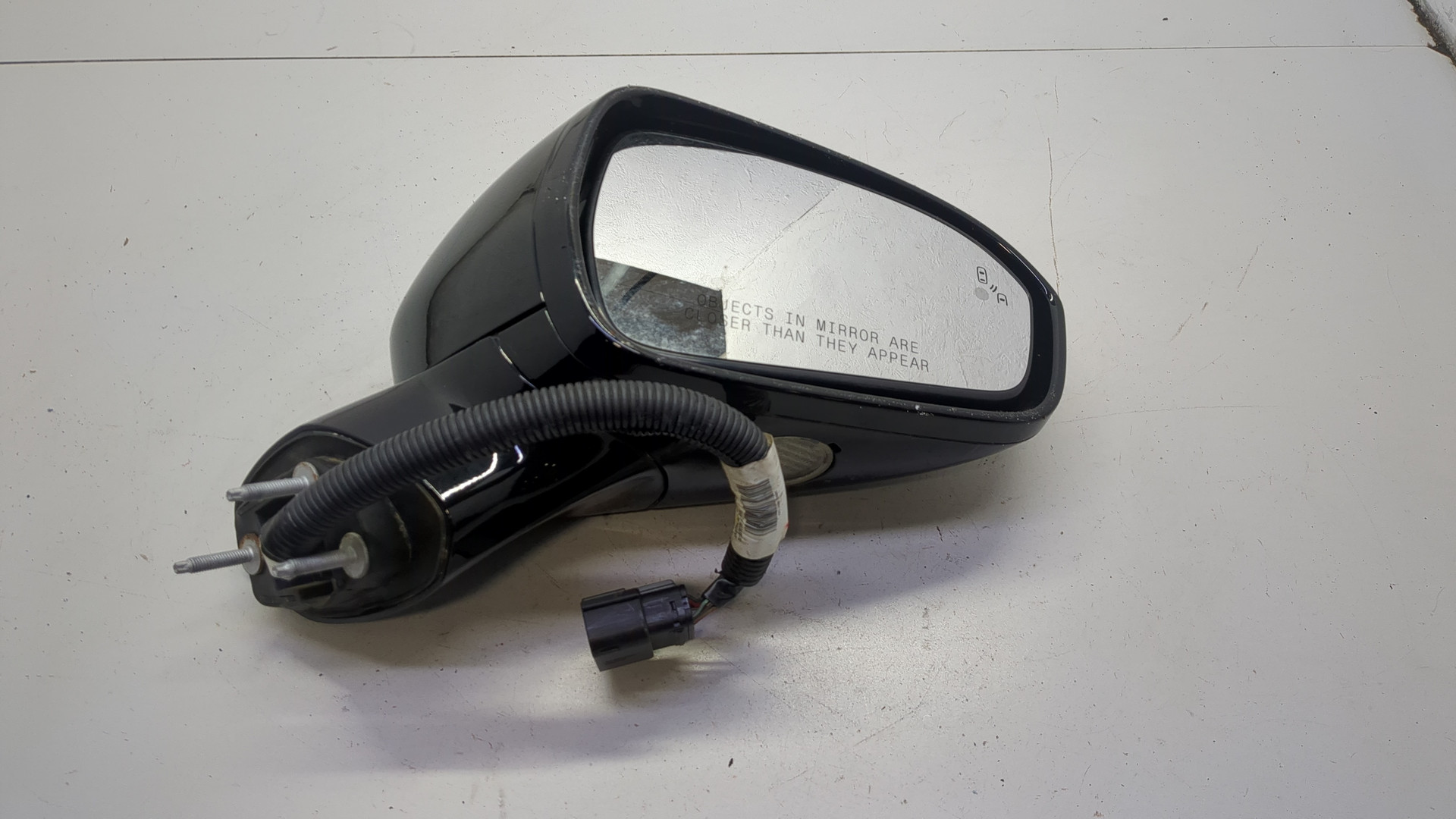 Зеркало правое электрическое