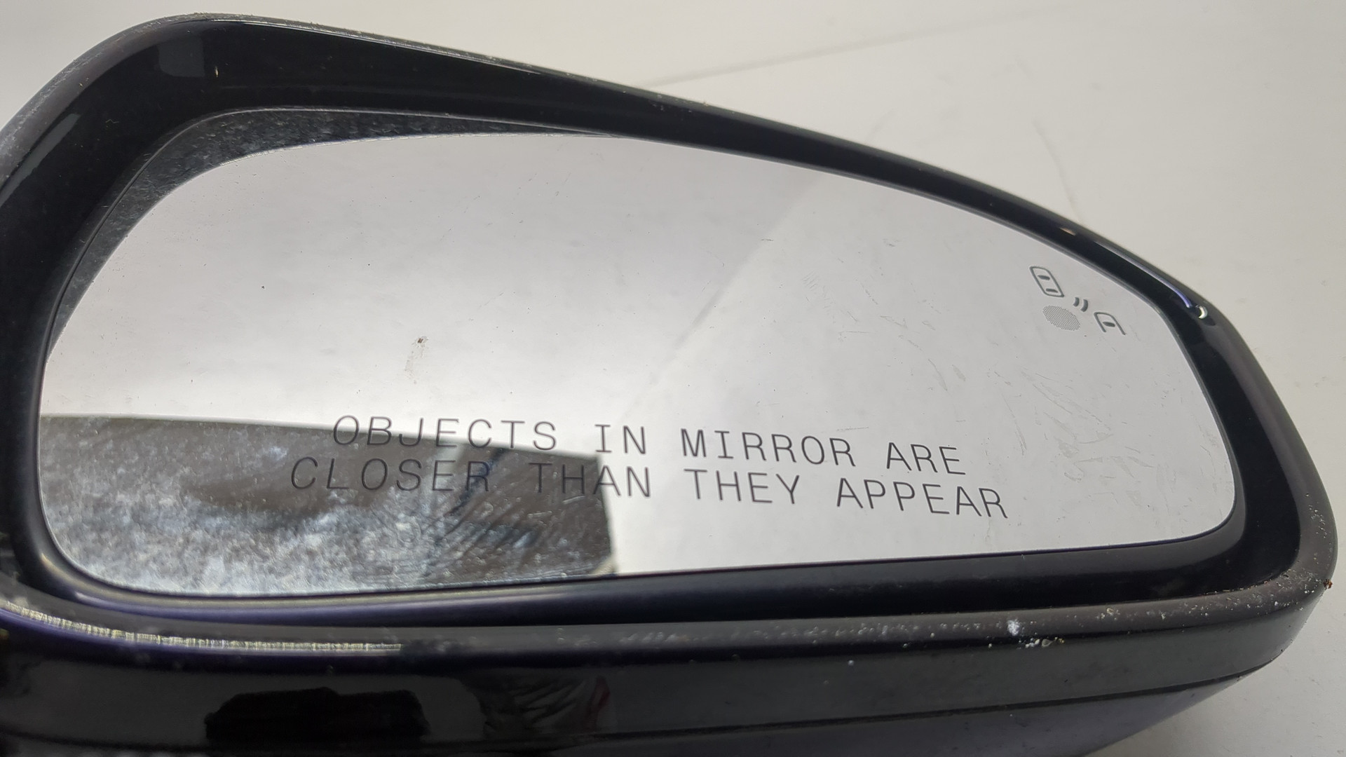 Зеркало правое электрическое