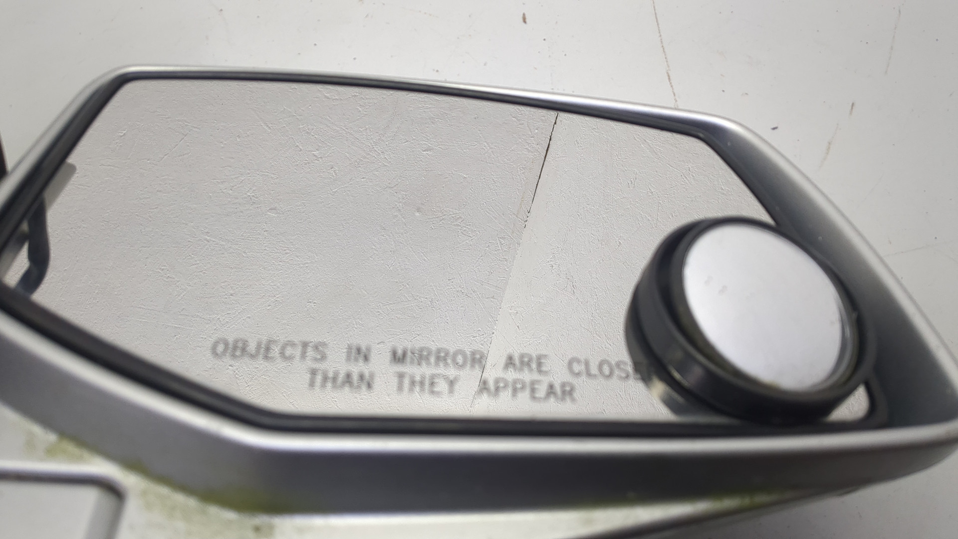 Зеркало правое электрическое