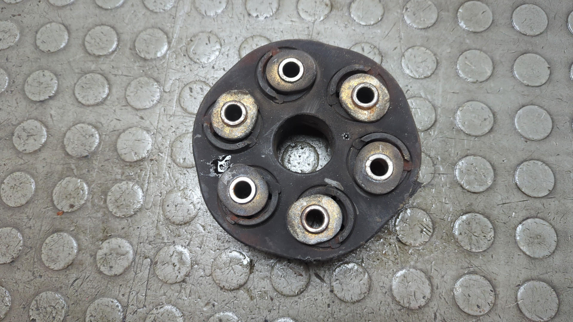 Муфта эластичная карданного вала