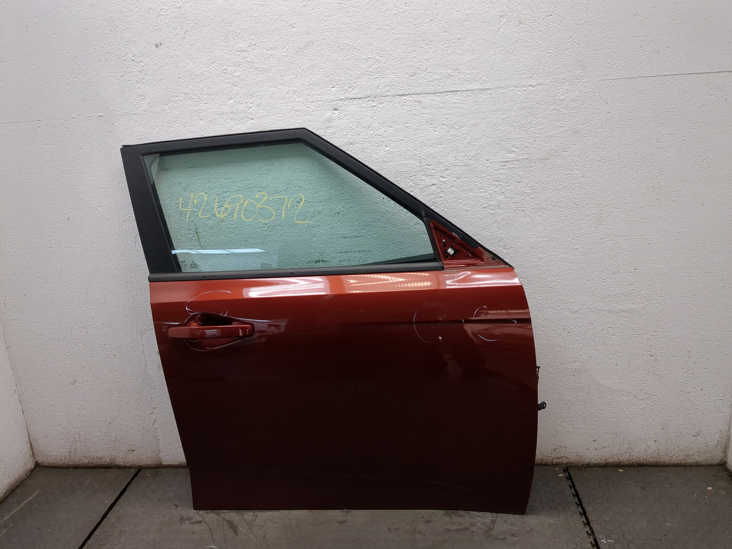 Дверь передняя правая