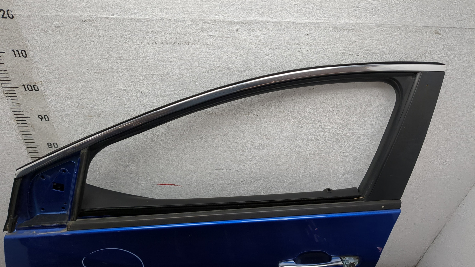 Дверь передняя левая