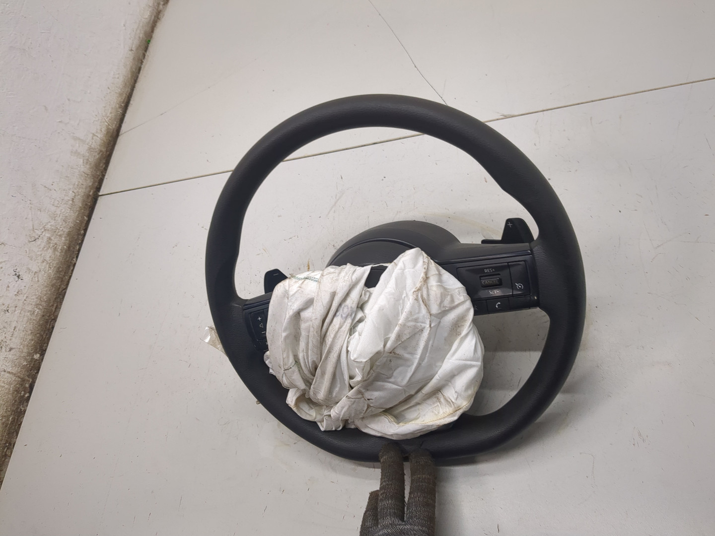 Рулевое колесо (руль)