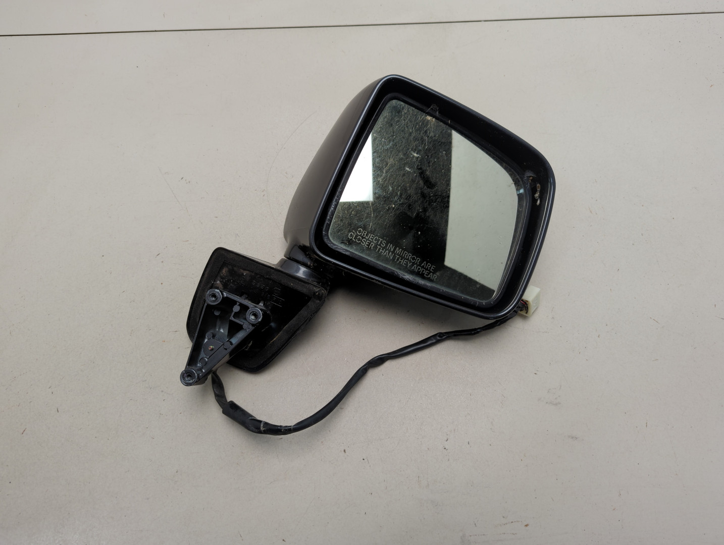 Зеркало правое электрическое