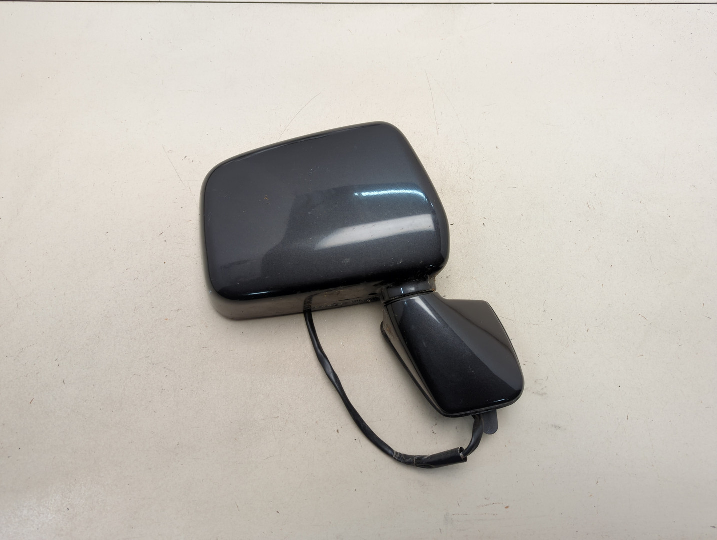 Зеркало правое электрическое