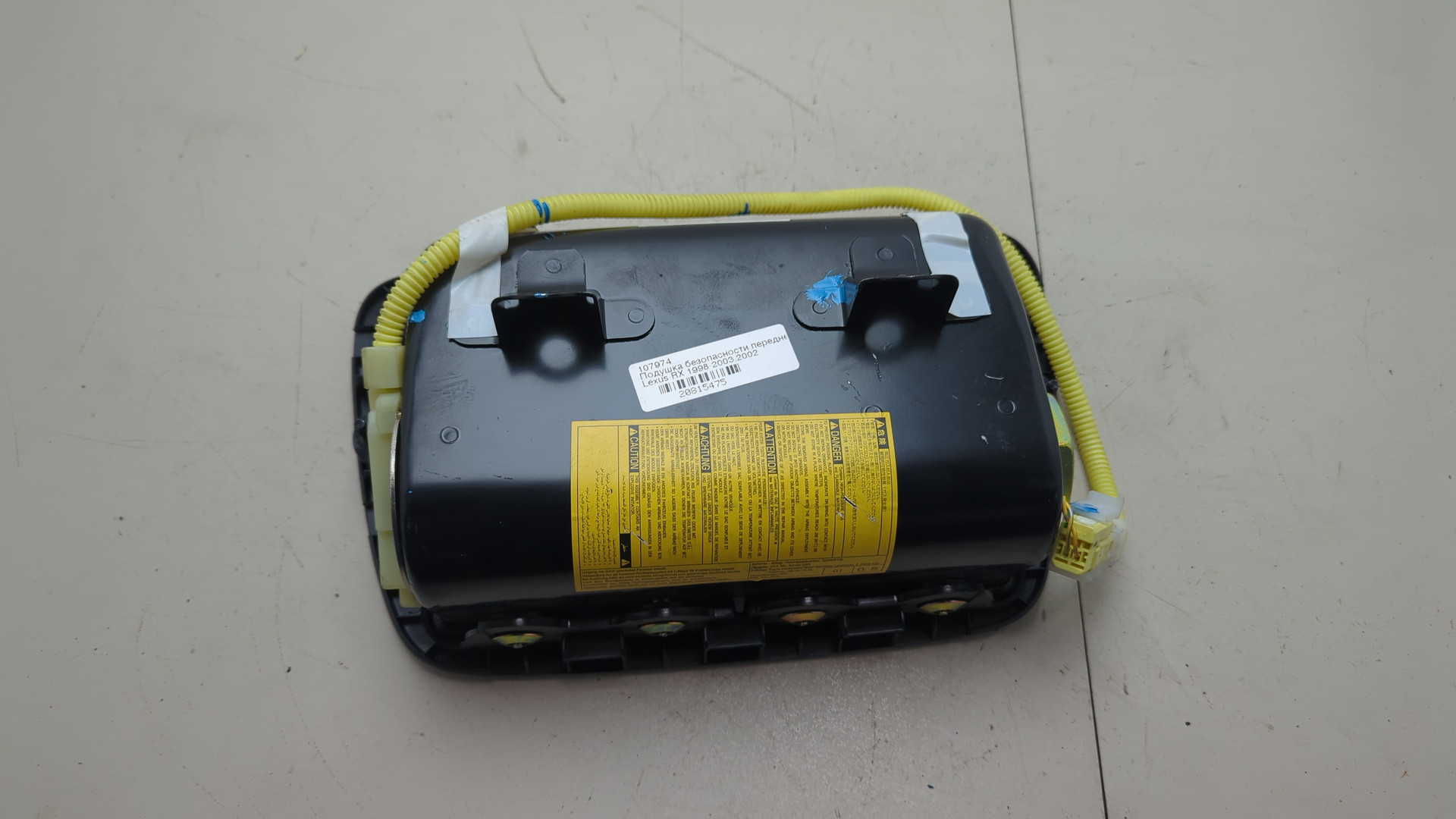 Подушка безопасности пассажирская (в торпедо)