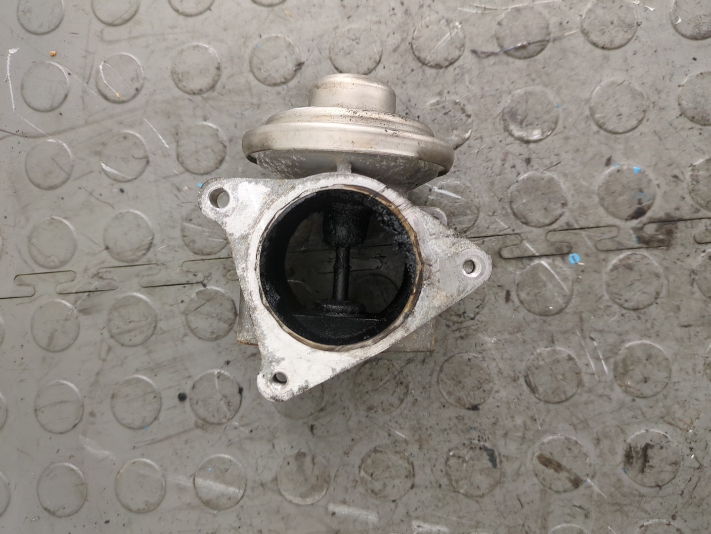 Клапан рециркуляции выхлопных газов (EGR)