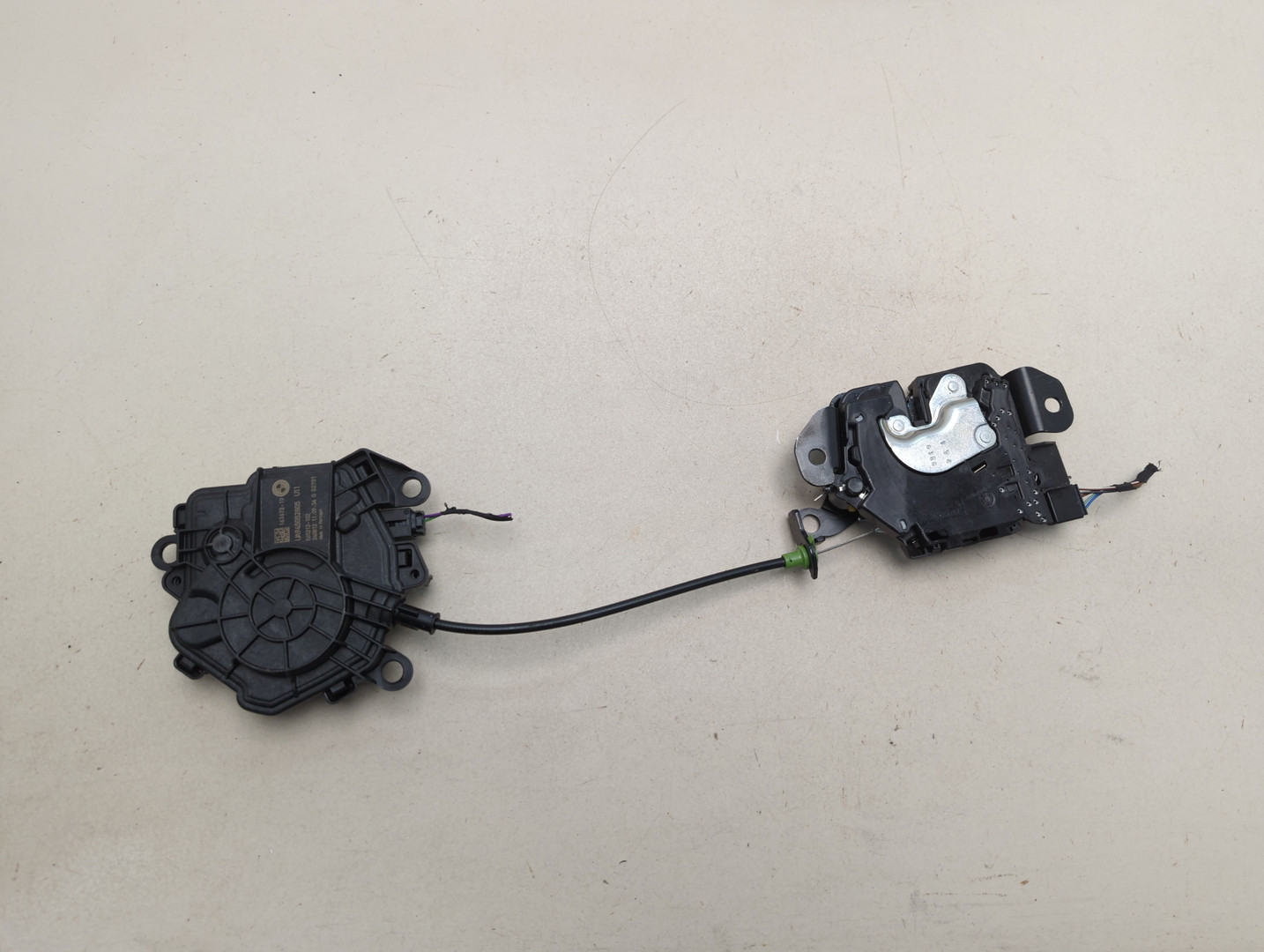 Замок багажника