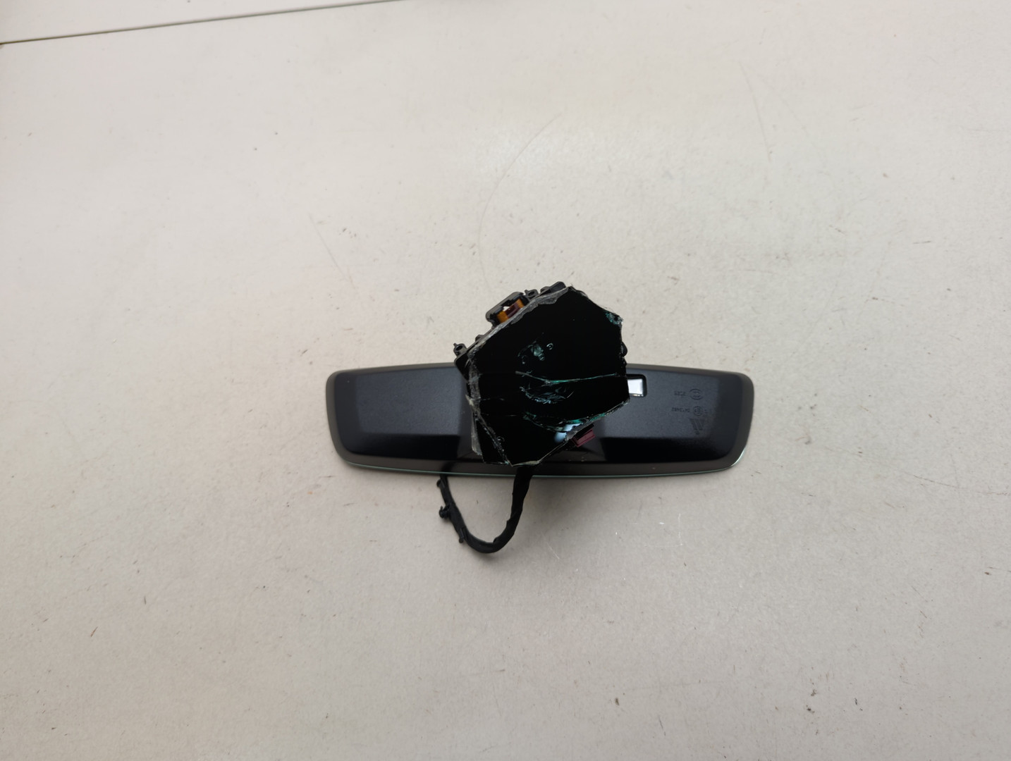 Зеркало заднего вида