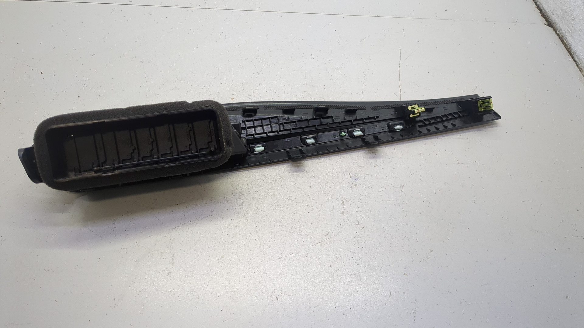 Дефлектор воздушный