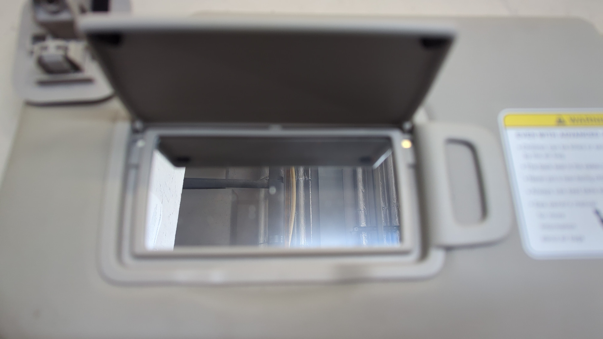 Козырек солнцезащитный