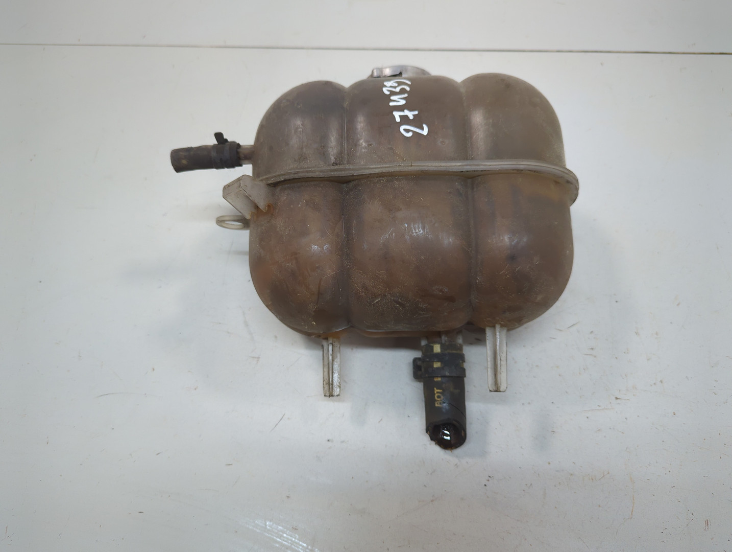 Бачок расширительный