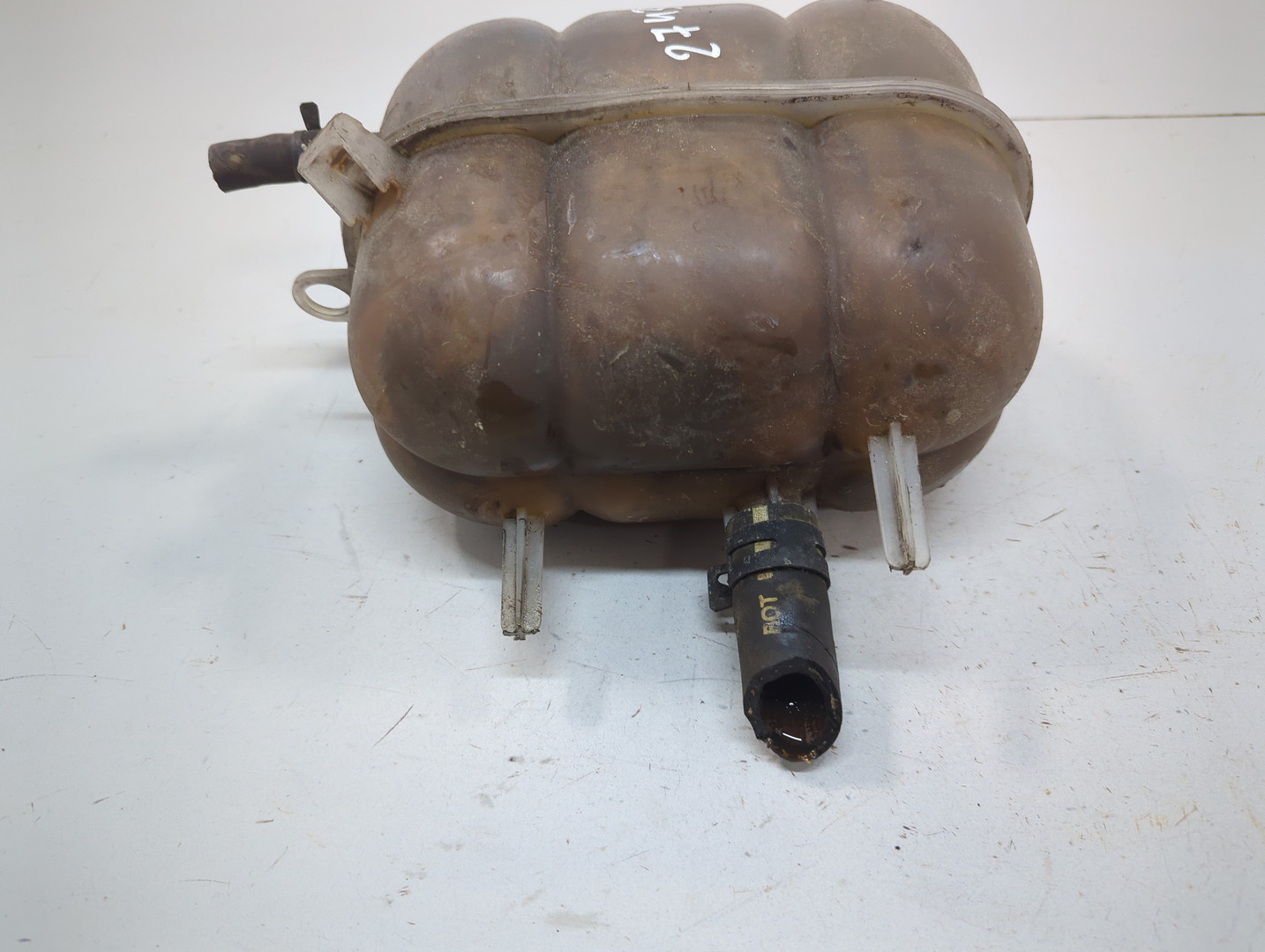 Бачок расширительный