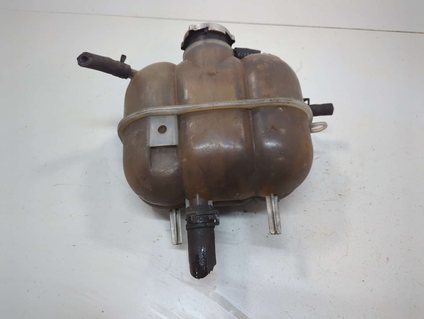 Бачок расширительный