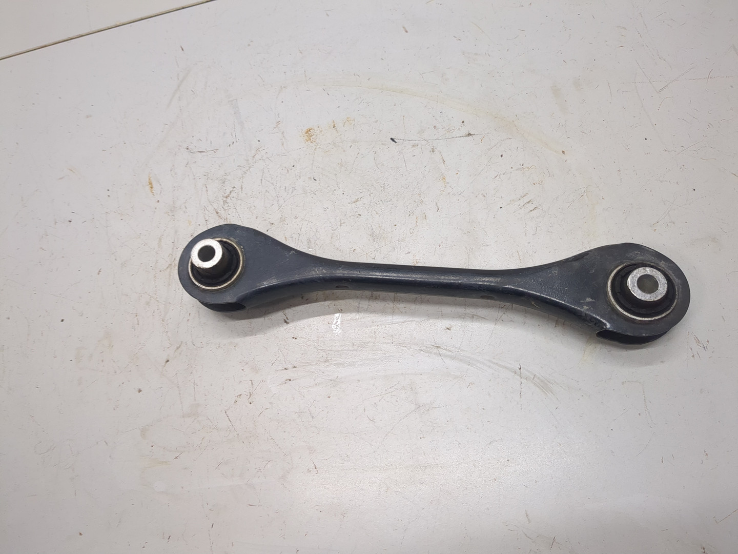 Рычаг задний