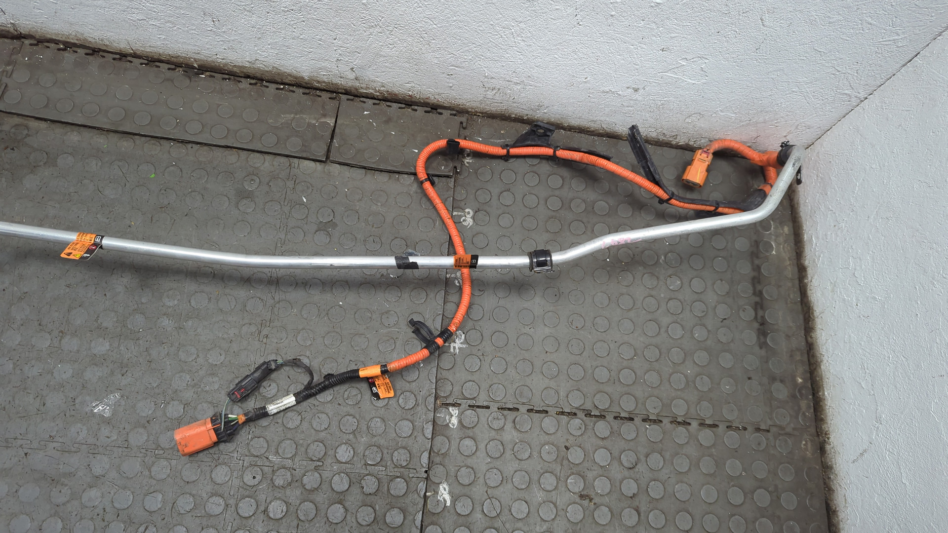 Провод высокого напряжения