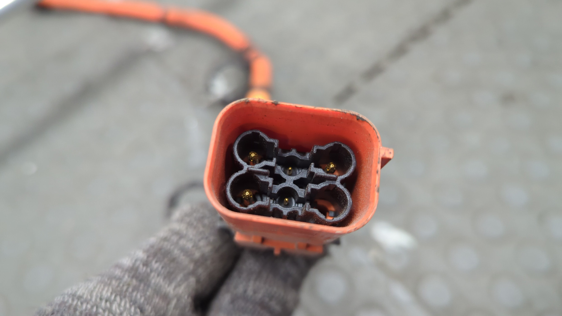 Провод высокого напряжения