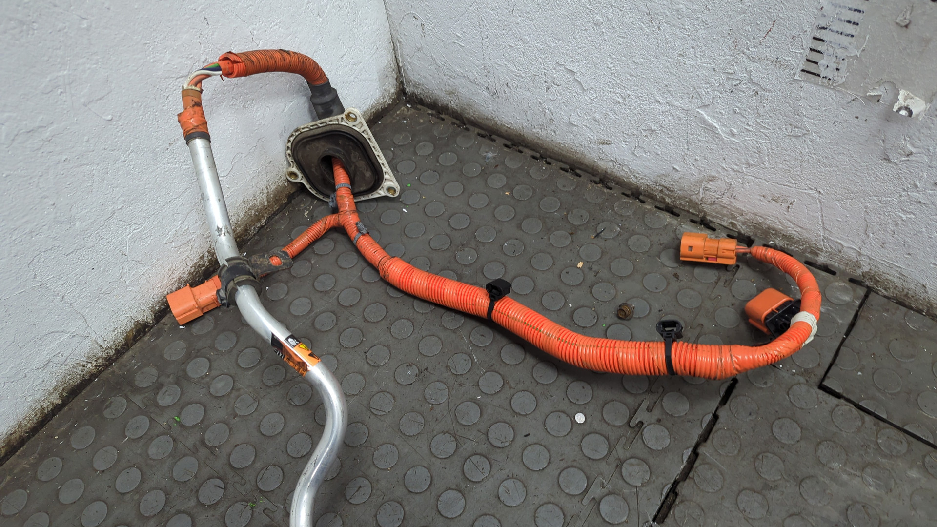 Провод высокого напряжения