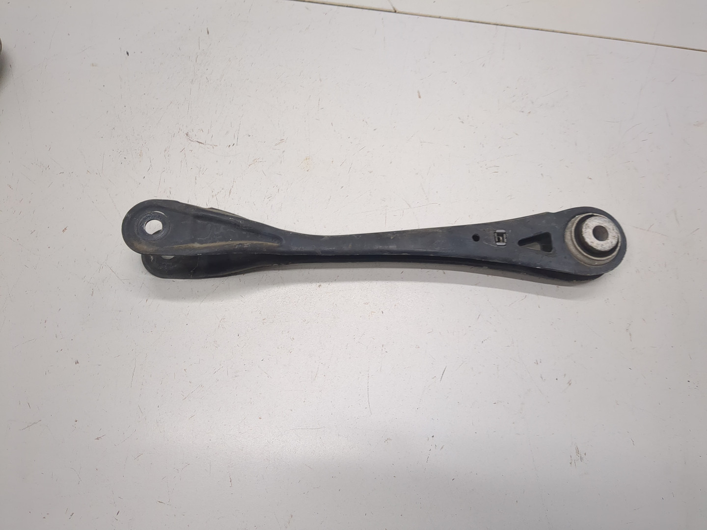 Рычаг задний