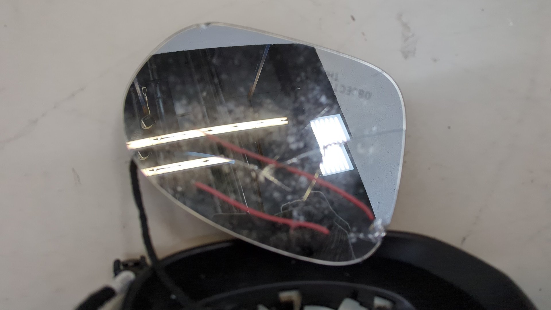 Зеркало правое электрическое