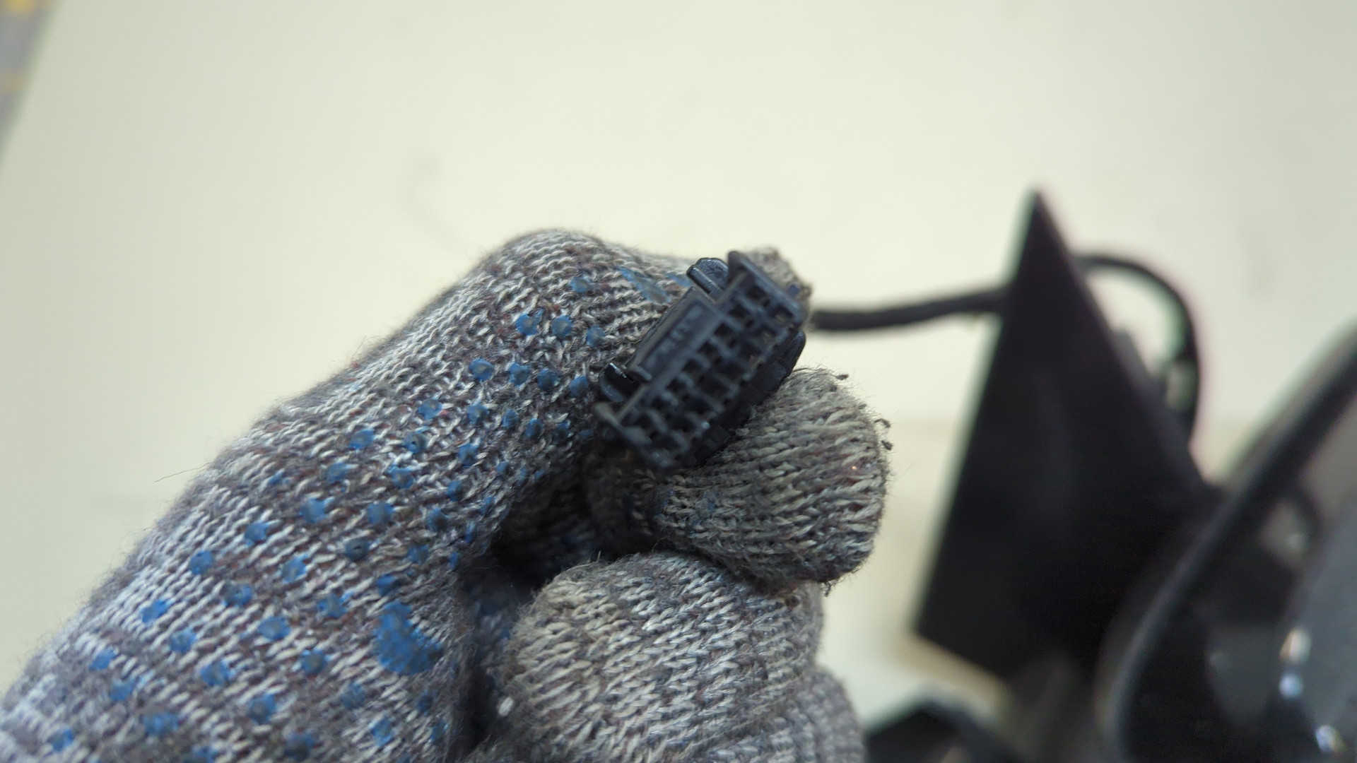 Зеркало правое электрическое