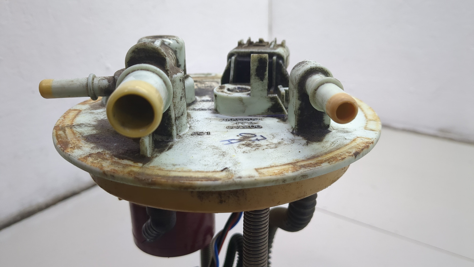 Насос топливный электрический