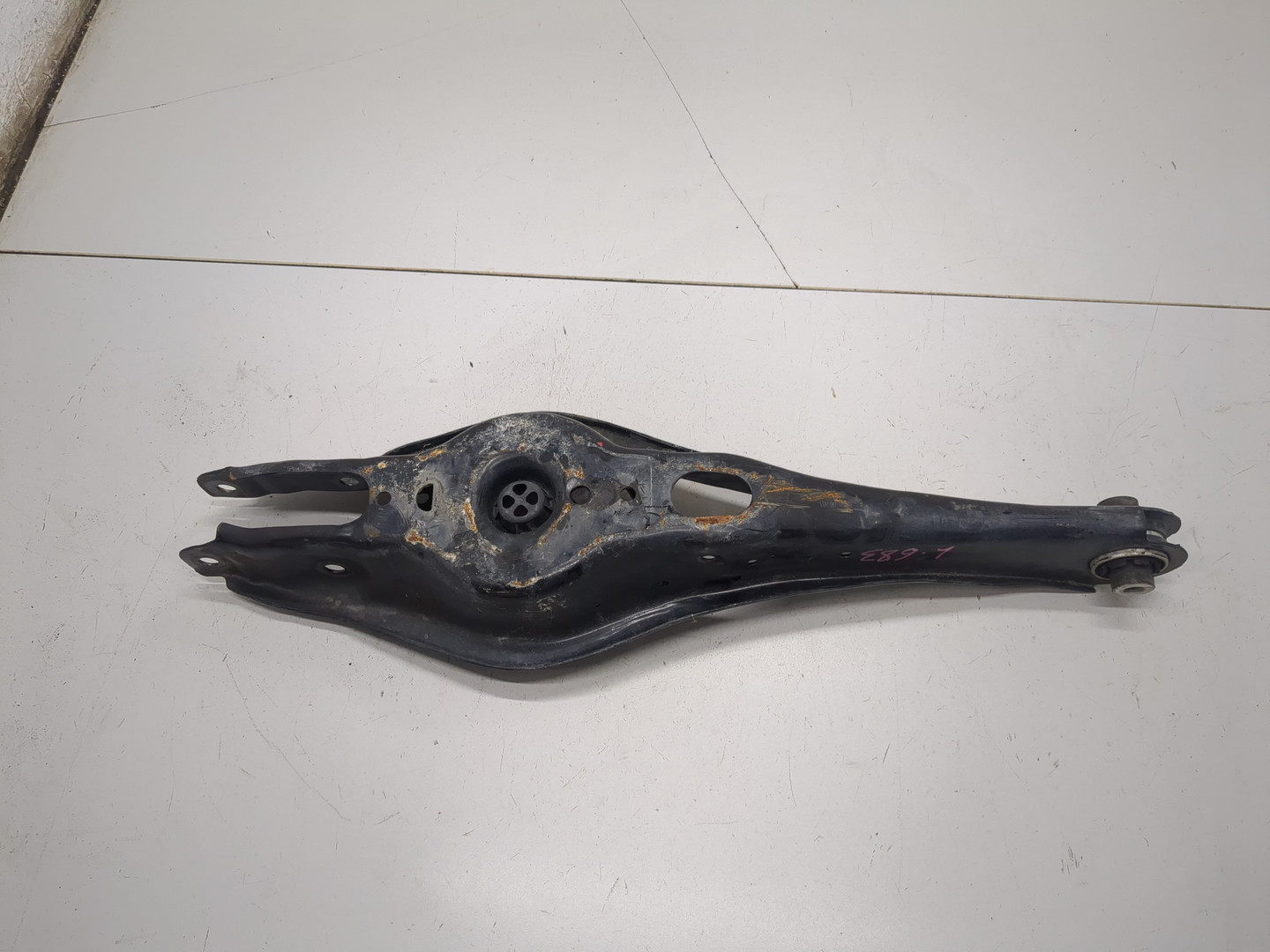 Рычаг задний