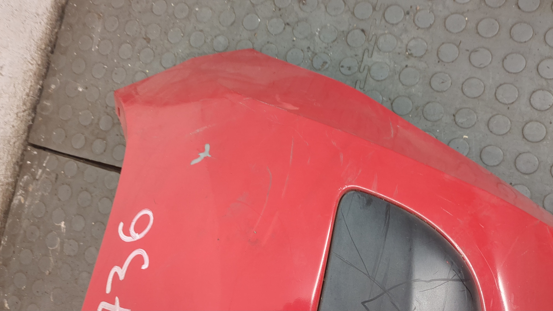 Бампер задний