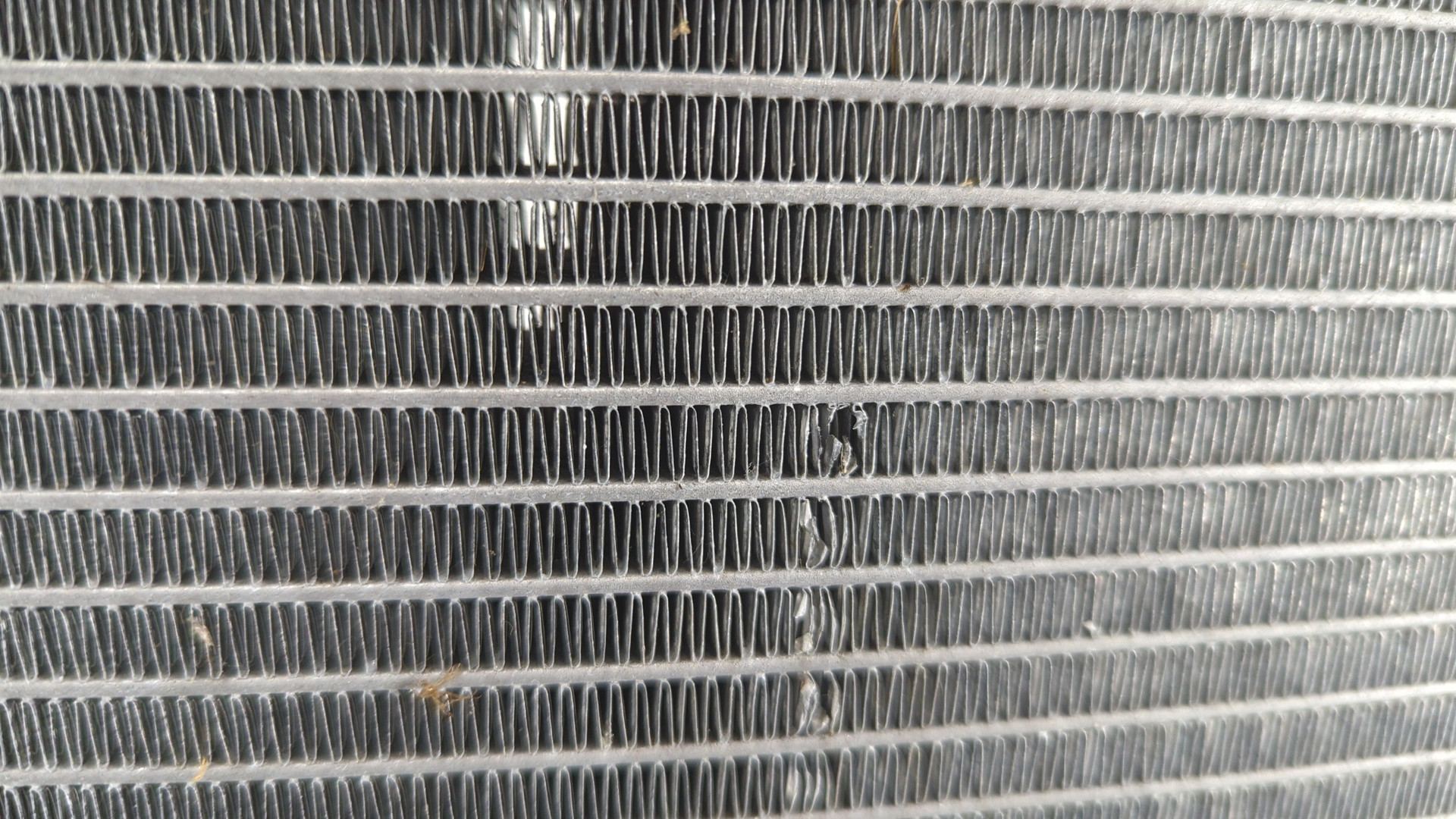 Радиатор охлаждения двигателя основной