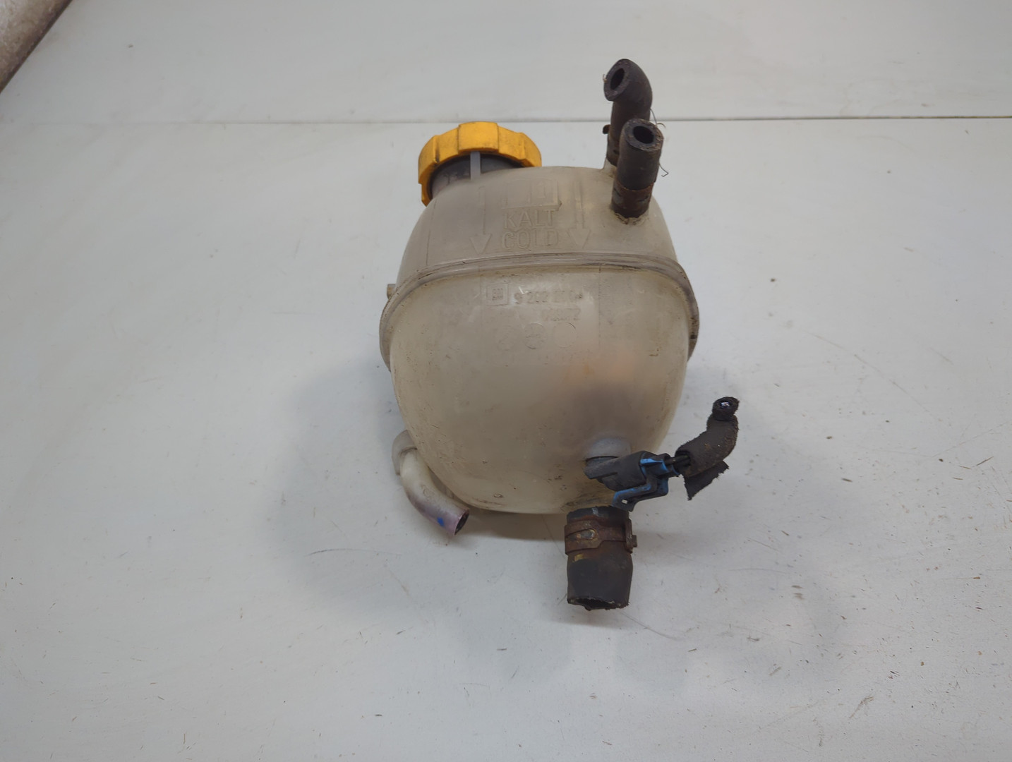 Бачок расширительный