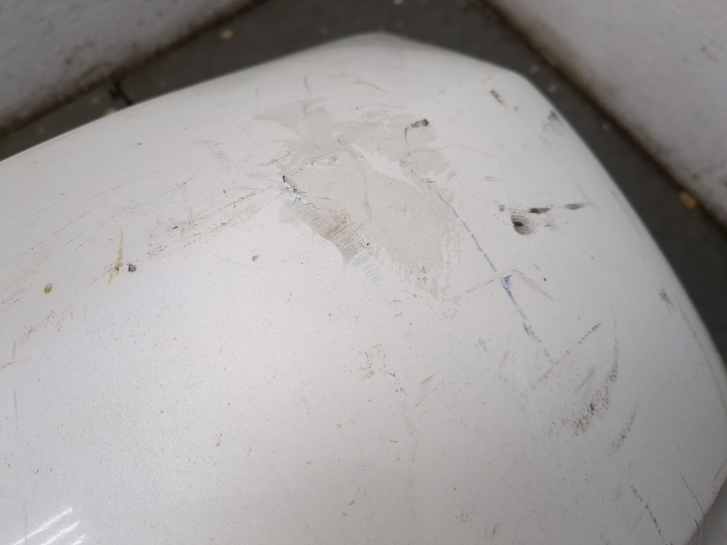 Бампер передний