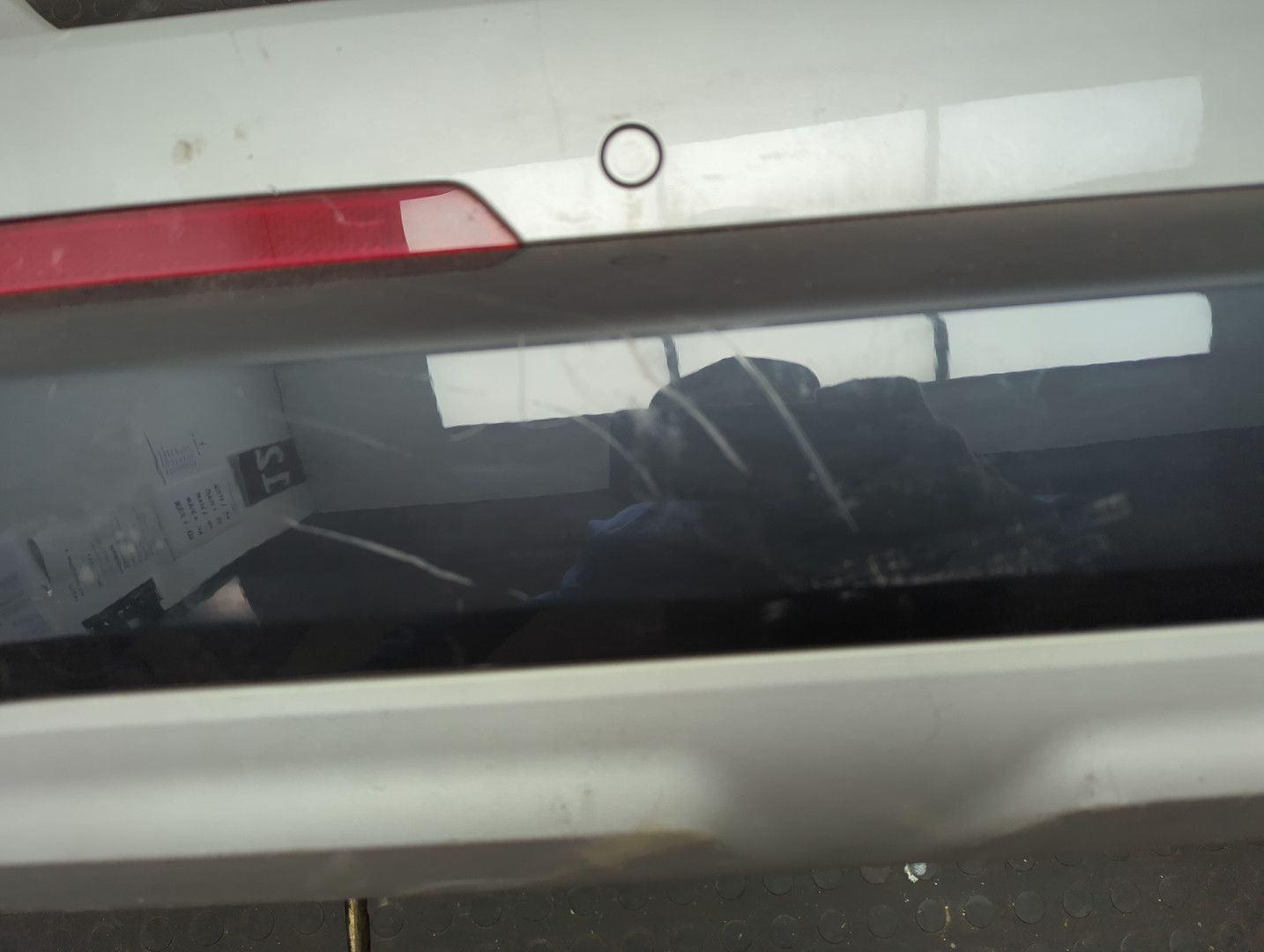 Бампер задний